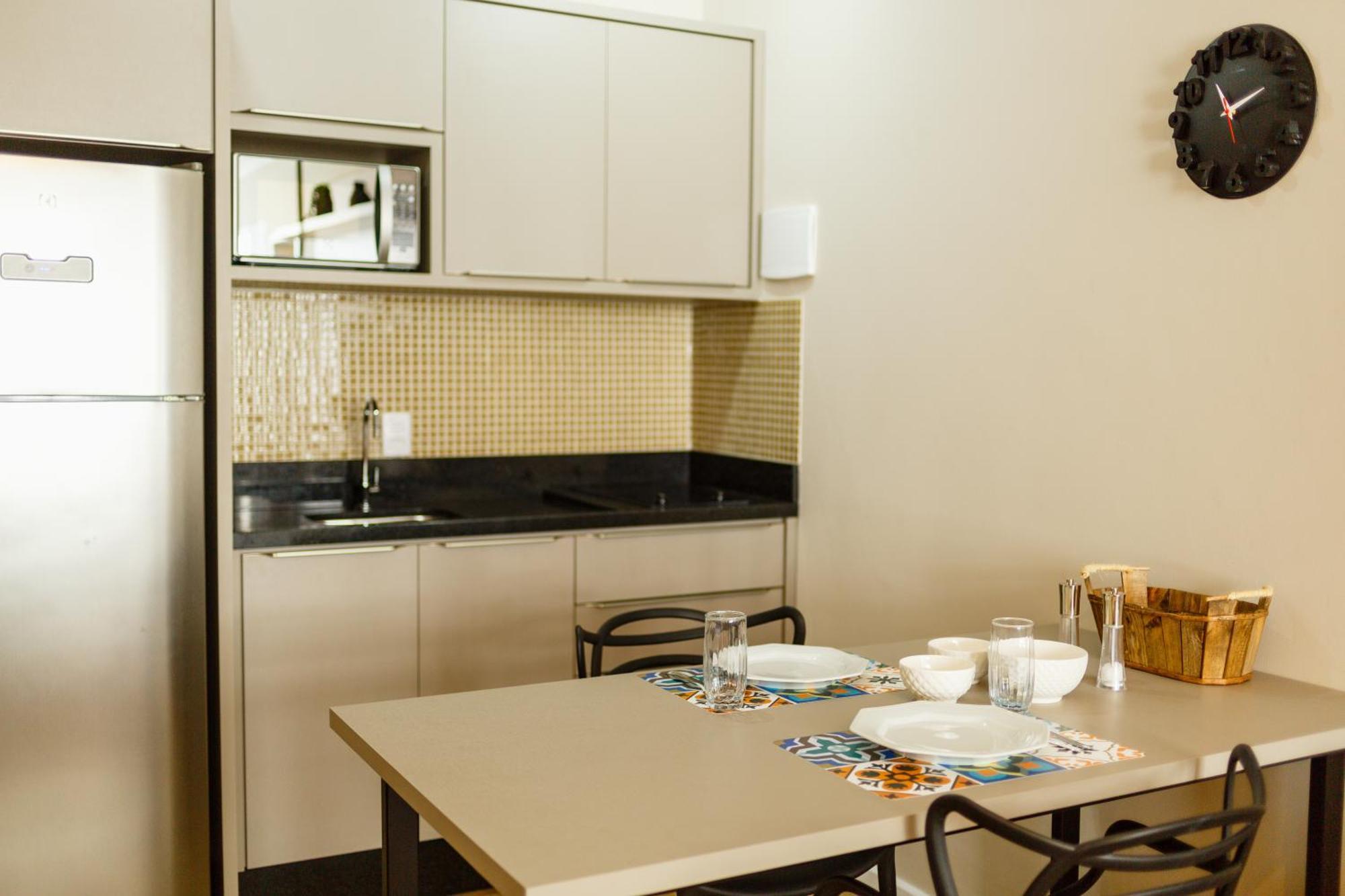 Estudio Pratico No Centro, 900M Do Centrosul P1617 ฟลอเรียนอโปลิส ภายนอก รูปภาพ